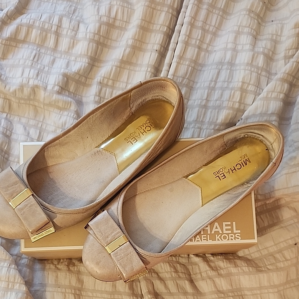 Michael Kors Beige Flats with Gold Accents